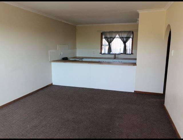 3 BEDROOM TOWNHOUSE RENTED IN HUMEWOOD